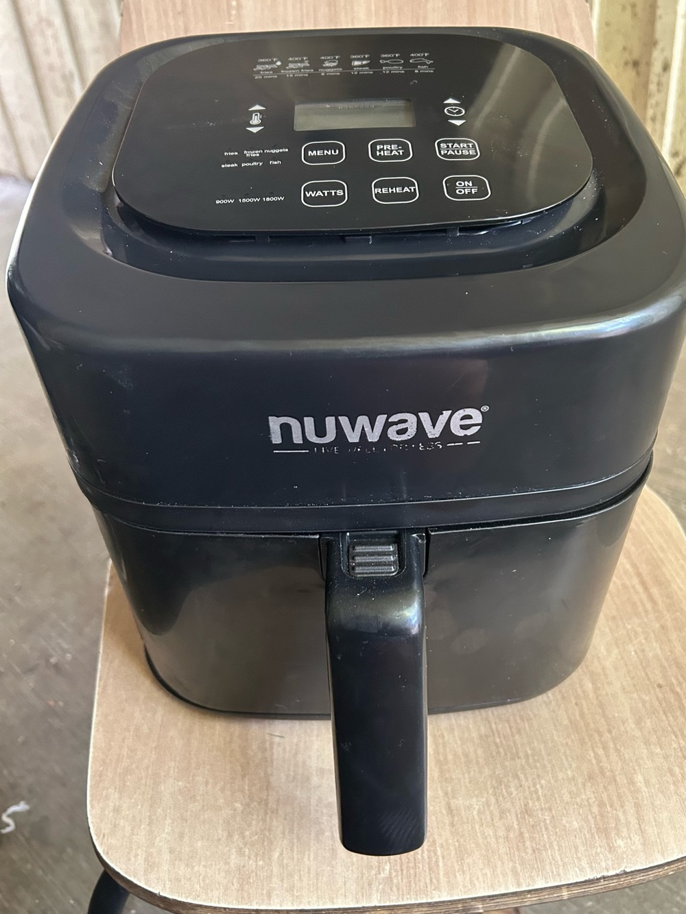 Black Digital Air Fryer - Countertop Fryer with Touch Controls